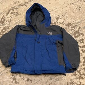 The North Face Kids Blue and Gray Coat size Small (8)